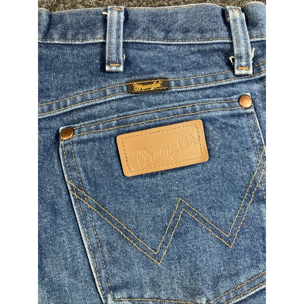 Wrangler 13MWZ Cowboy Cut Jeans Mens 33x38 Blue Rigid Denim High Rise Western